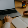 Como Criar Textos com Python e IA (NLP + GPT-2)